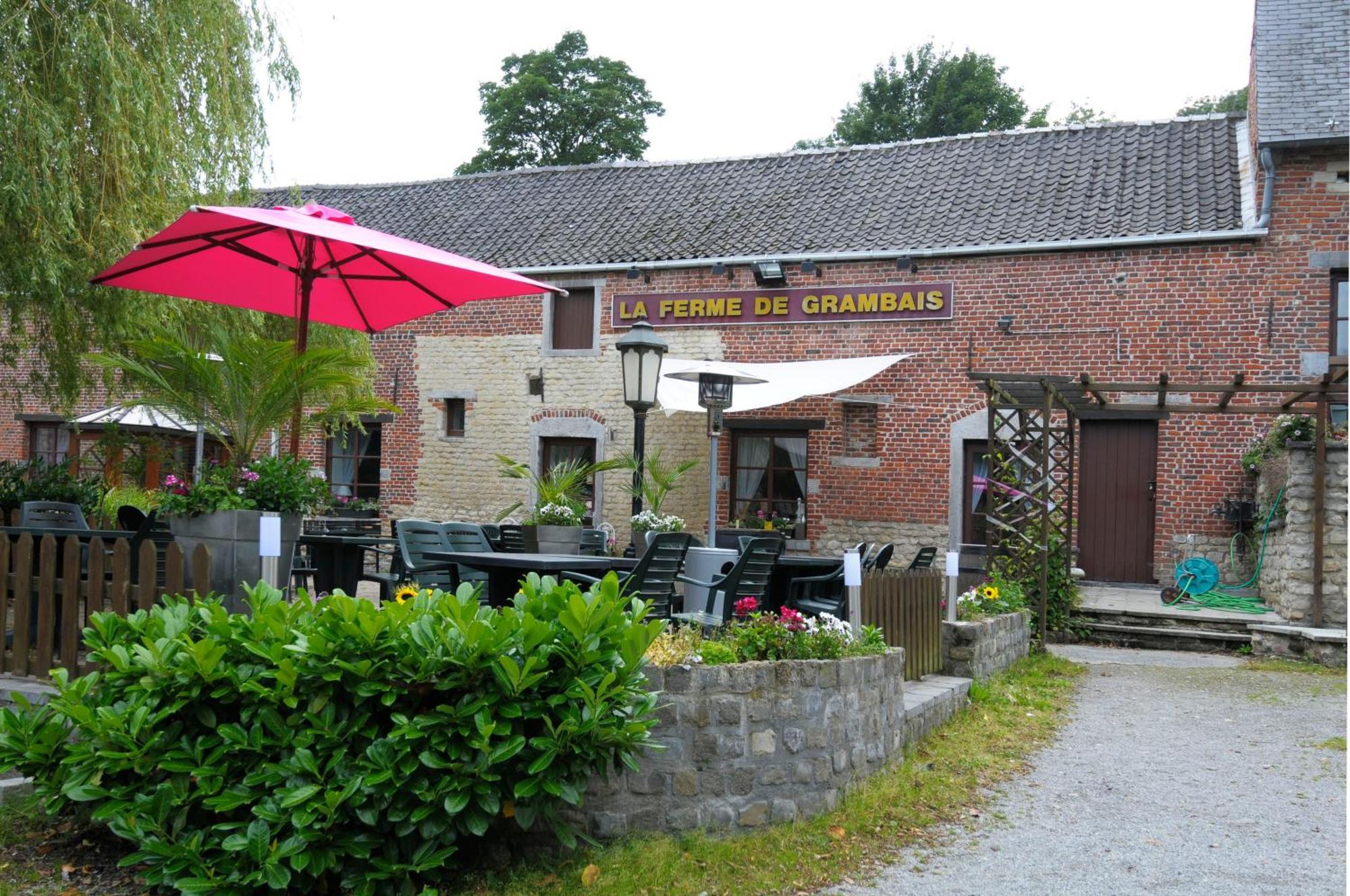 Hotel Restaurant La Ferme De Grambais Nivelles Exterior photo