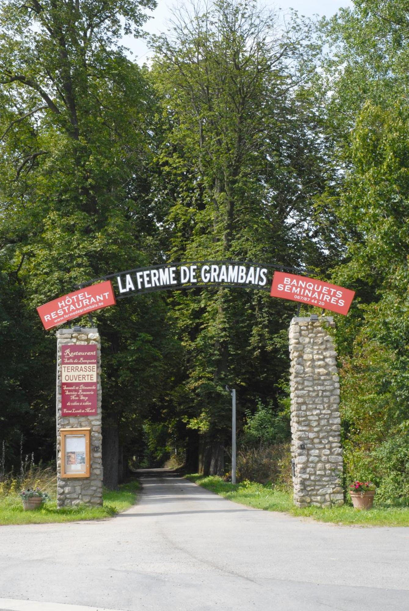 Hotel Restaurant La Ferme De Grambais Nivelles Exterior photo